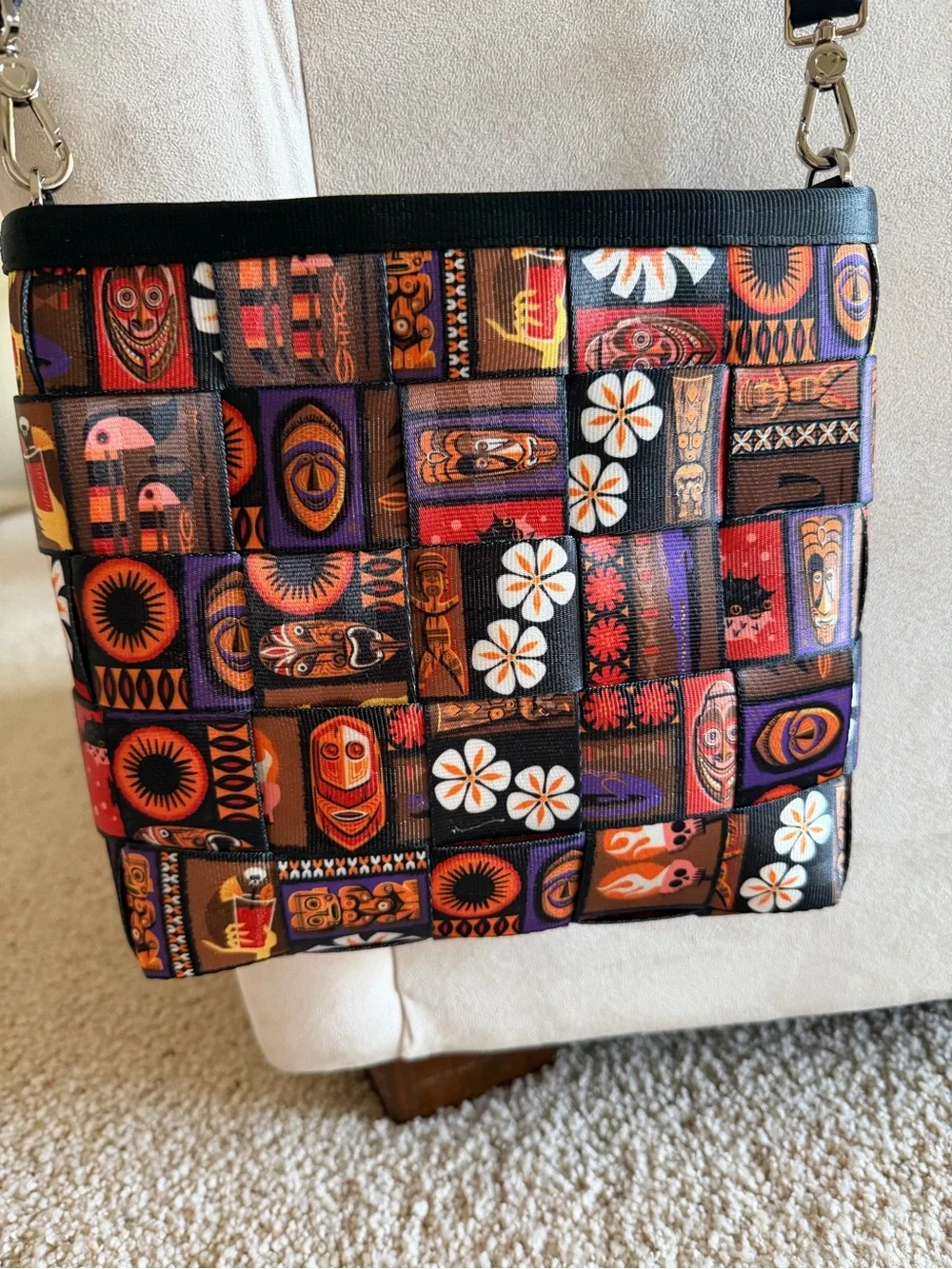 Harvey’s shag tiki tapa messenger bag